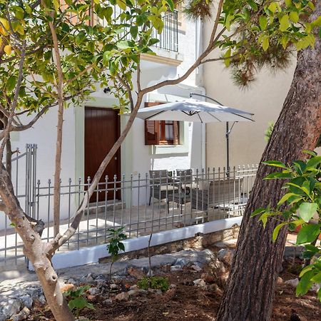 Bluebell House Halki Apartment ภายนอก รูปภาพ